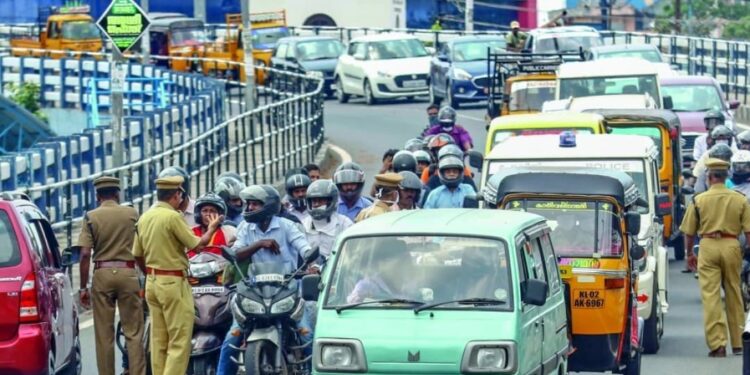 ശനിയാഴ്ച-ലോക്ഡൗണ്‍-ഒഴിവാക്കും;-ഇനി-ഞായറാഴ്ച-മാത്രം-ലോക്ഡൗണ്‍,-പ്രഖ്യാപനം-നാളെ