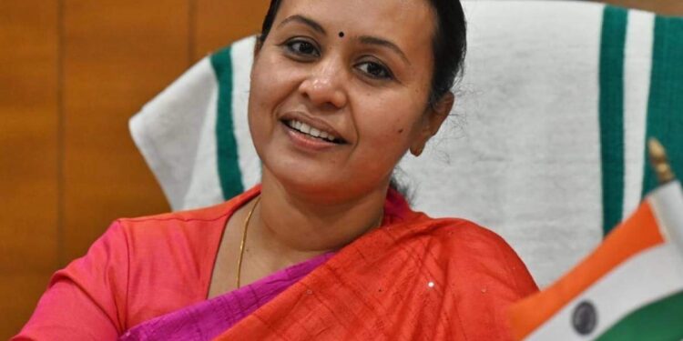 56%-പേർക്കും-രോഗം-വന്നിട്ടില്ല;-മറ്റു-സംസ്ഥാനങ്ങളെക്കാൾ-കേസുകൾ-ഉയരാൻ-സാധ്യതയേറെ:-ആരോഗ്യമന്ത്രി