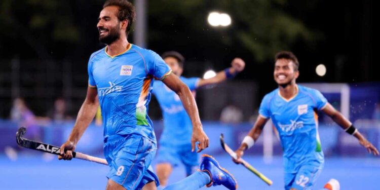 tokyo-olympics-2020:-ഹോക്കിയിൽ-ചരിത്രം-രചിച്ച്-ഇന്ത്യ;-ജർമ്മനിയെ-തകർത്ത്-വെങ്കലം