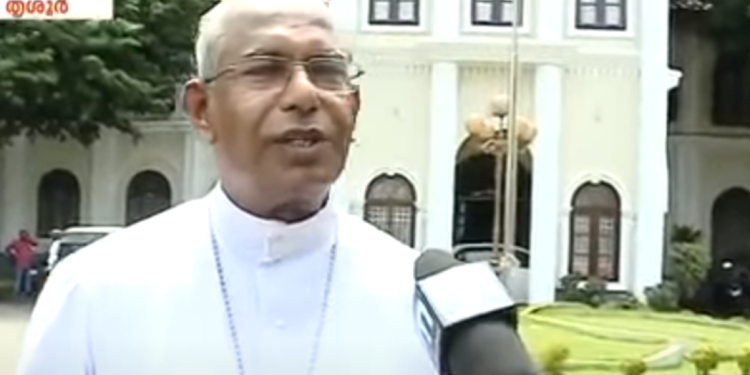 പരിഷ്കരിച്ച-കുർബാനക്രമം-നവംബർ-28-മുതൽ-നടപ്പാക്കണം;-വൈദികർക്ക്-മുന്നറിയിപ്പുമായി-തൃശ്ശൂർ-അതിരൂപത