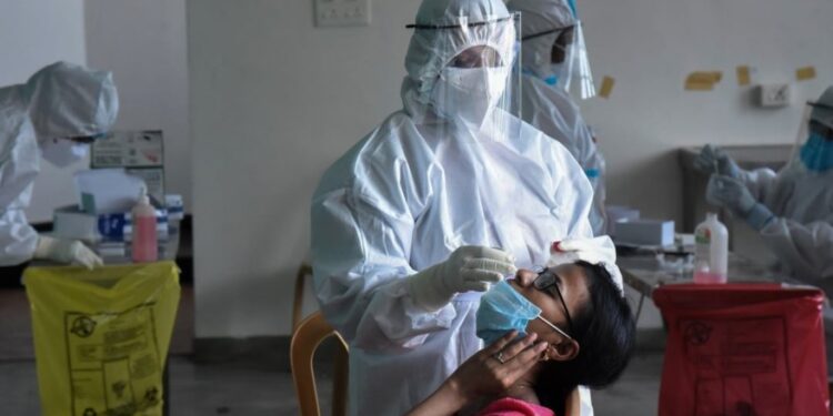 സംസ്ഥാനത്ത്-ഇന്ന്-26,200-പേര്‍ക്ക്-കോവിഡ്;-ടെസ്റ്റ്-പോസിറ്റിവിറ്റി-നിരക്ക്-16.69-ശതമാനം