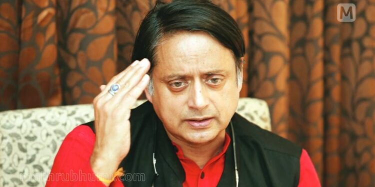 ഗോള്‍വാള്‍ക്കറും-സവര്‍ക്കറും-സിലബസില്‍-ഉള്‍പ്പെട്ടതില്‍-തെറ്റില്ല;-എല്ലാം-വായിക്കണം-–-തരൂര്‍