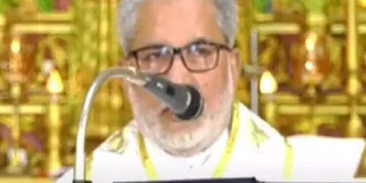 ‘പ്രണയക്കെണികളിൽപ്പെടുത്തി-വഞ്ചിച്ചും-ഭീഷണിപ്പെടുത്തിയും-പീഡനങ്ങൾ-നടക്കുന്നു’;-പാലാ-ബിഷപ്പിനെ-പിന്തുണച്ച്-ചങ്ങനാശേരി-അതിരൂപത