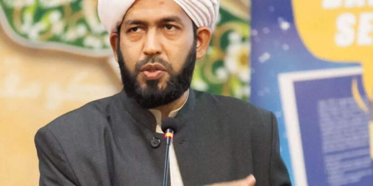 അന്യ-മതസ്ഥരെ-വിവാഹം-കഴിക്കുന്നത്-തടയാൻ-നിയമം-കൊണ്ടുവന്നാൽ-പിന്തുണയ്ക്കും:-അബ്ദുൾ-ഹകീം-അസ്ഹരി