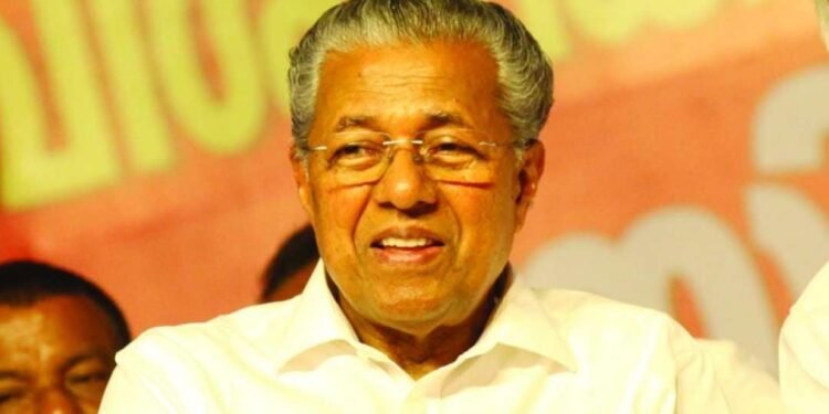 കോണ്‍ഗ്രസ്-തകര്‍ന്നുകൊണ്ടിരിക്കുന്ന-കൂടാരം,-നേതാക്കള്‍-പാര്‍ട്ടി-വിടുന്നത്-സ്വാഭാവികം-മുഖ്യമന്ത്രി