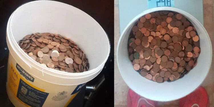 ചോദിച്ചത്-ശമ്പളം!-കിട്ടിയത്-ഒരു-ബക്കറ്റ്-നിറയെ-നാണയങ്ങൾ,-കാരണം