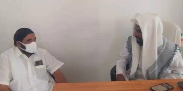 ബിഷപ്പിന്റെ-വിവാദ-പരാമര്‍ശം:-മന്ത്രി-വി.എന്‍-വാസവന്‍-താഴത്തങ്ങാടി-ഇമാമുമായി-കൂടിക്കാഴ്ച-നടത്തി