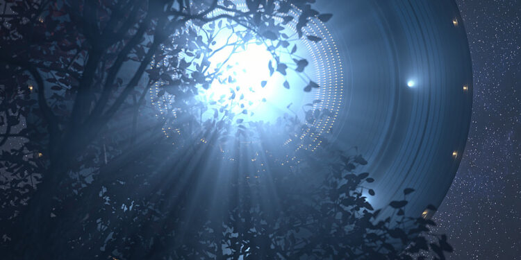 സിഡ്‌നിക്ക് മുകളിൽ പറക്കും തളികയോ അതോ ചൈനീസ് റോക്കറ്റോ ?