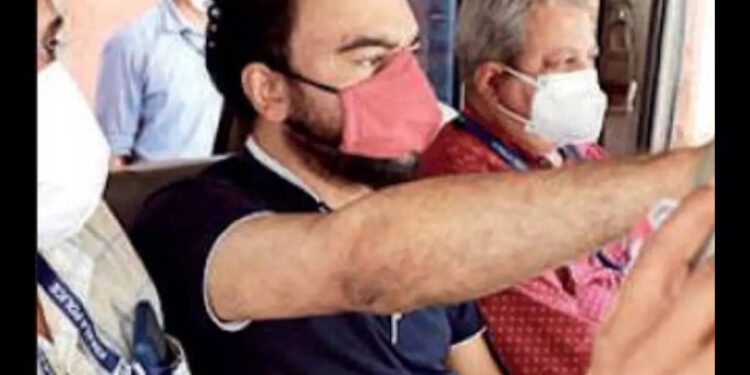 മോൻസണ്-പാസ്പോർട്ടില്ല,-വിദേശത്ത്-ഒരിടത്തും-പോയിട്ടില്ല;-നുണ-പറഞ്ഞതാണെന്ന്-ക്രൈം-ബ്രാഞ്ചിന്-മൊഴി