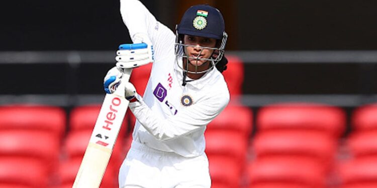 ആദ്യ-ടെസ്റ്റ്-സെഞ്ചുറി;-കൈ-നിറയെ-റെക്കോര്‍ഡുമായി-സ്മ്യതി-മന്ദാന