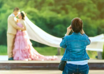 ഭക്ഷണം-കഴിക്കാൻ-സമ്മതിച്ചില്ല!-വിവാഹ-വേദിയിൽ-ഫോട്ടോകൾ-ഡിലീറ്റ്-ചെയ്ത്-‘ഫോട്ടോഗ്രാഫർ’