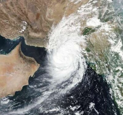 ഷഹീന്‍-ചുഴലിക്കാറ്റ്:-ഒമാനില്‍-തയ്യാറെടുപ്പുകള്‍;-രണ്ട്-ദിവസം-അവധി