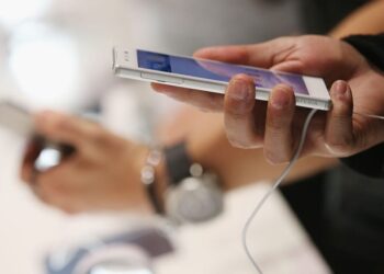 ചിപ്പ്-ക്ഷാമം-താമസിയാതെ-സ്മാര്‍ട്‌ഫോണ്‍-വിപണിയെയും-ബാധിച്ചേക്കും