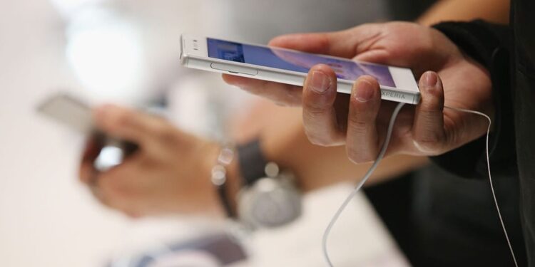 ചിപ്പ്-ക്ഷാമം-താമസിയാതെ-സ്മാര്‍ട്‌ഫോണ്‍-വിപണിയെയും-ബാധിച്ചേക്കും