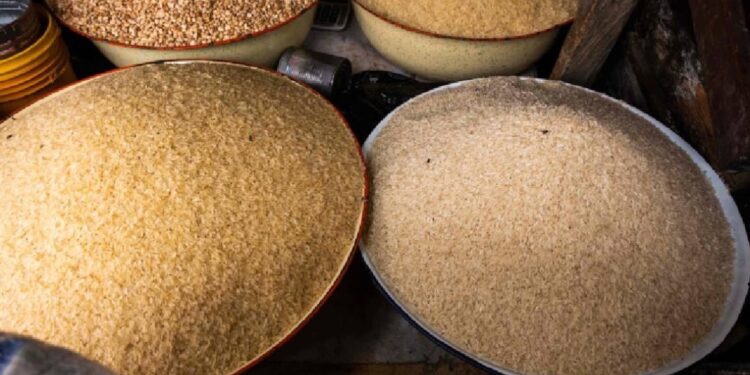 അരിയില്‍-അധികപോഷകങ്ങള്‍-ചേര്‍ക്കും;-ശാസ്ത്രീയമായ-ചട്ടം-വരും