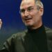 സ്റ്റീവ്-ജോബ്‌സിന്റെ-പത്താം-ചരമവാര്‍ഷികം;-വൈകാരികമായ-വീഡിയോ-പങ്കുവെച്ച്-ടിം-കുക്ക്