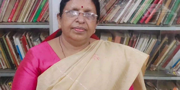 ‘നിർദേശങ്ങൾ-പോലീസ്-അവഗണിക്കുന്നു,-കൂടുതൽ-പരാതികൾ-തിരുവനന്തപുരം-ജില്ലയിൽ’;-പി-സതീദേവി