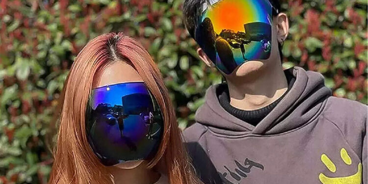 ഫേസ്-മാസ്‌കല്ല!-ഇതാണ്-‘കൊറോണ-സ്പെഷ്യൽ’-കൂളിങ്-ഗ്ലാസ്