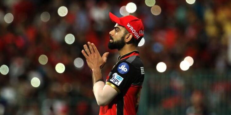 ‘നിരാശാജനകമായ-അവസാനം,-എങ്കിലും-നമുക്ക്-തല-ഉയർത്തിപ്പിടിക്കാം,’-ആർസിബി-ആരാധകർക്ക്-നന്ദി-പറഞ്ഞ്-കോഹ്ലി