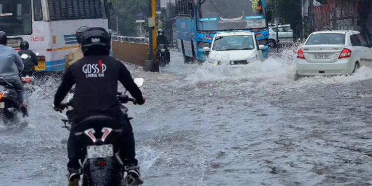 വെള്ളിയാഴ്ച-വരെ-മഴ-തുടരും;-ഒൻപത്-ജില്ലകളില്‍-ഓറഞ്ച്-അലേര്‍ട്ട്