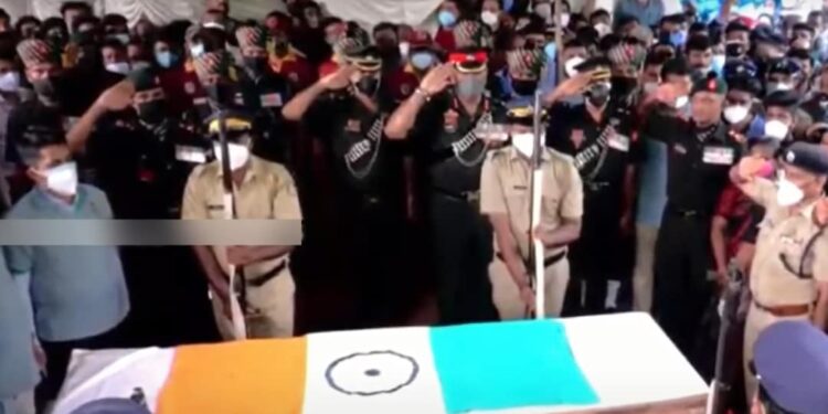 ധീരസൈനികന്‍-വൈശാഖ്-ഇനി-ജ്വലിക്കുന്ന-ഓര്‍മ,-വിടചൊല്ലി-നാട്