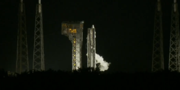 സൗരയൂഥ-രൂപീകരണ-രഹസ്യം-തേടി-നാസയുടെ-‘ലൂസി’-പുറപ്പെട്ടു