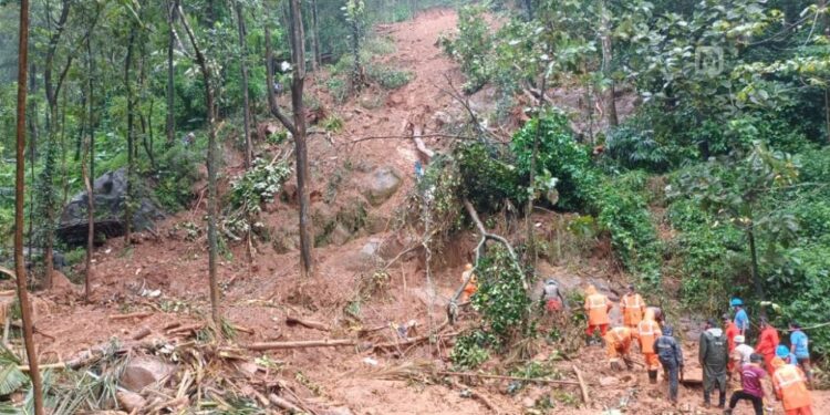 കൂട്ടിക്കലില്‍-ആറ്-മൃതദേഹങ്ങള്‍-കൂടി-കണ്ടെടുത്തു;-കൊക്കയാറില്‍-മണ്ണിനടിയില്‍-ഏറെയും-കുട്ടികള്‍