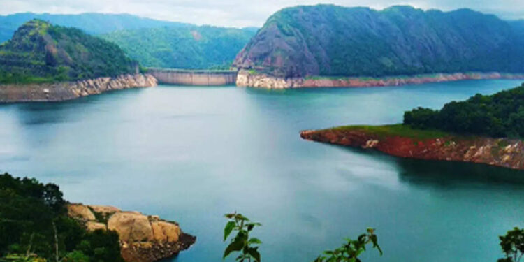 ഇടുക്കി-ഡാം-ഓറഞ്ച്-അലെർട്ടിലേക്ക്;-ജലനിരപ്പ്-2396.20-അടിയിലെത്തി