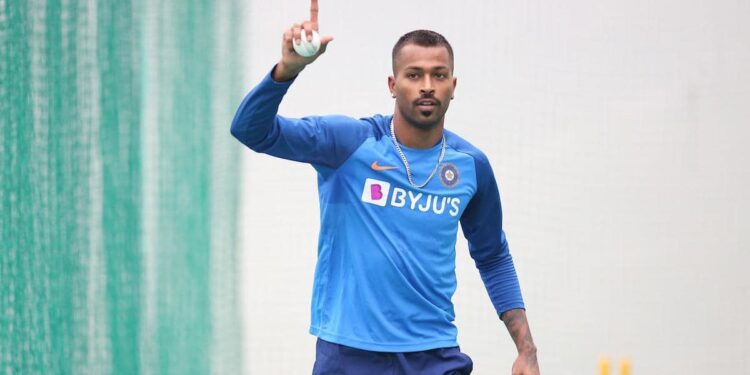 ജീവിതത്തില്-ഒറ്റപ്പെട്ടപ്പോള്-അദ്ദേഹം-രക്ഷകനായി-എത്തി;-മുന്താരത്തെക്കുറിച്ച്-ഹാര്ദിക്ക്