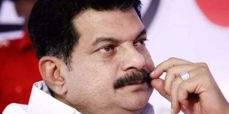 പി-വി-അൻവറിന്റെ-തടയണകള്‍-പൊളിക്കാൻ-പഞ്ചായത്ത്;-ചെലവ്-60,000-രൂപ