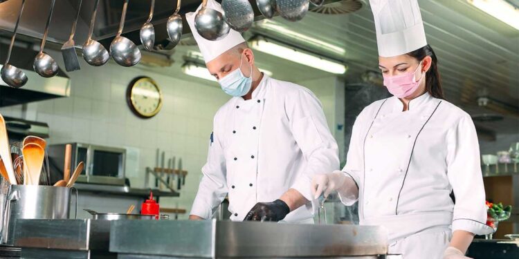 വിക്ടോറിയയിലെ-ഹോസ്പിറ്റാലിറ്റി-മേഖലയിൽ-വാക്‌സിനെടുത്ത-ജീവനക്കാർക്ക്-മാത്രം-ജോലി