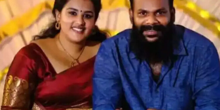 ‘അനുപമയ്ക്ക്-കുട്ടിയെ-തിരിച്ചു-കിട്ടണം’;-നിയമപരമായി-നീങ്ങിയാൽ-പിന്തുണയ്ക്കുമെന്ന്-സിപിഎം