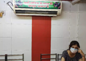 ഭക്ഷണം-കഴിക്കണോ?-കൂടെയൊരു-സ്ത്രീയുണ്ടാവണം,-നിബന്ധനയുമായി-ഹോട്ടൽ