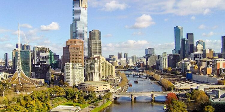 കോവിഡ് ലോക്ക്ഡൗണിൽ ഏറ്റവും കൂടുതൽ നാളുകൾ ചിലവഴിച്ച നഗരമെന്ന റെക്കോർഡ് മെൽബൺ നഗരത്തിന് സ്വന്തം.