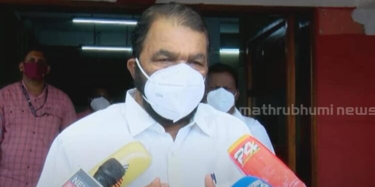 അധ്യാപകര്‍-രക്ഷിതാക്കളെപ്പോലെ-കുട്ടികളെ-നോക്കും;-ചരിത്രദിനമെന്ന്-വിദ്യാഭ്യാസ-മന്ത്രി