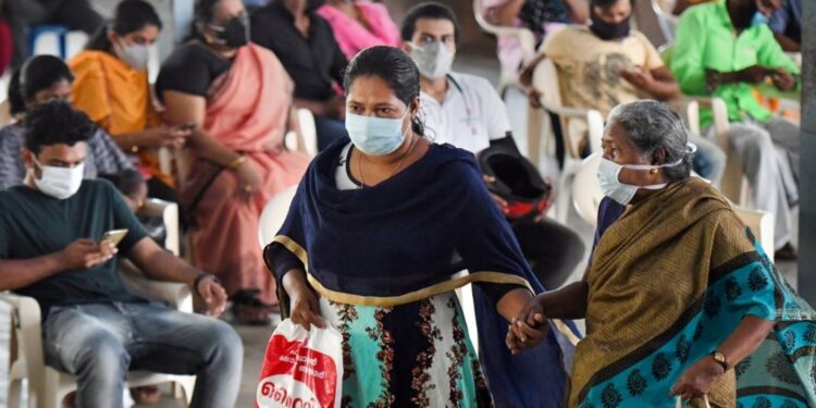 കൂടുതല്‍-ഇളവ്:-വിവാഹത്തിന്-200-പേര്‍ക്ക്-പങ്കെടുക്കാം;-ഒരു-ഡോസെടുത്തവർക്ക്-തിയേറ്ററില്‍-പ്രവേശിക്കാം