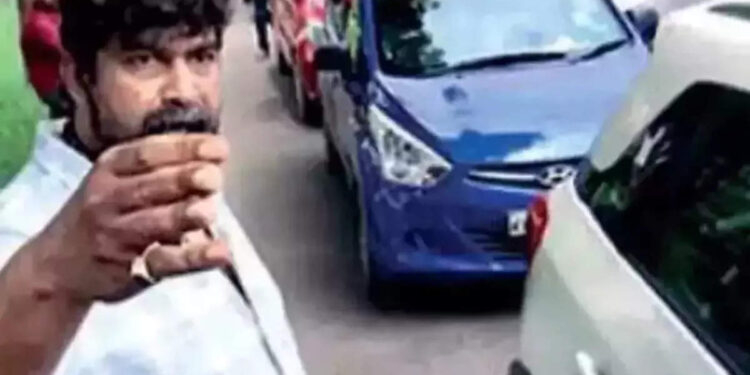 ‘മാസ്ക്-ധരിക്കാതെ-പൊതുനിരത്തിലിറങ്ങി’;-നടൻ-ജോജുവിനെതിരെ-പരാതിയുമായി-യൂത്ത്-കോൺഗ്രസ്