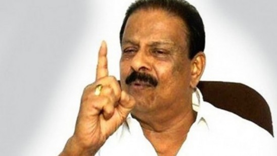 കോൺഗ്രസ്-ചക്രസ്തംഭനം:-സതീശൻ-വിട്ടുനിന്നു;-കലാപാഹ്വാനവുമായി-സുധാകരൻ