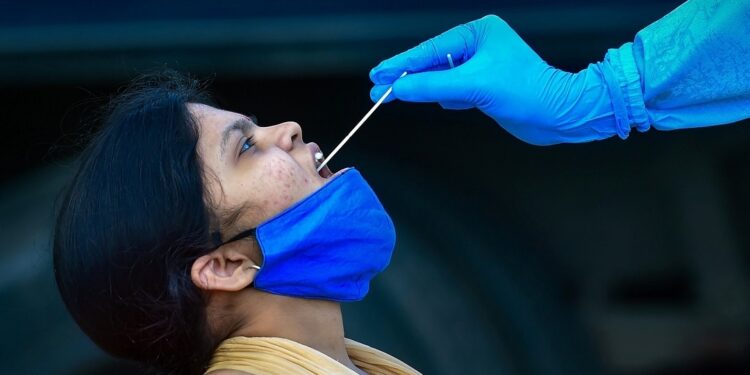 സംസ്ഥാനത്ത്-ഇന്ന്-4972-പേര്‍ക്ക്-കോവിഡ്-സ്ഥിരീകരിച്ചു;-ആകെ-മരണം-38,045,-ടിപിആർ-8.25%