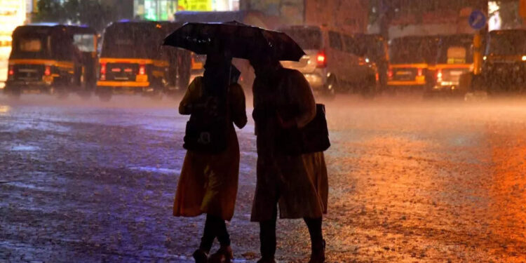 ബംഗാൾ-ഉൾക്കടലിൽ-പുതിയ-ന്യുനമർദ്ദം;-സംസ്ഥാനത്ത്-മഴ-തുടരും,-അലേർട്ടുകൾ-പ്രഖ്യാപിച്ചു