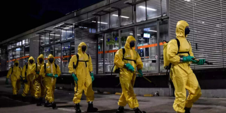 ഒമിക്രോണ്:-എല്ലാ-വിമാനത്താവളങ്ങളിലും-നിരീക്ഷണം-ശക്തമാക്കും;-പരിശോധനയിലും-മാറ്റം:-ആരോഗ്യ-മന്ത്രി