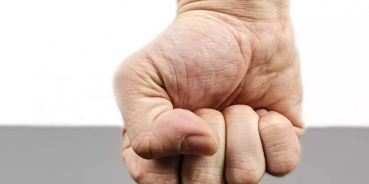 ഭാര്യയെ-ഭ‍ര്‍ത്താവ്-മര്‍ദ്ദിക്കുന്നത്-കേരളത്തിലെ-52-ശതമാനം-സ്ത്രീകളും-പിന്തുണയ്ക്കുന്നുവെന്ന്-സര്‍വ്വേ