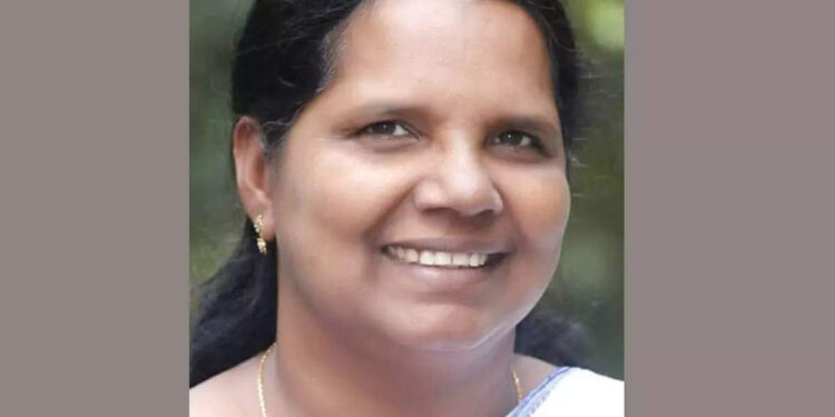 എൻപി-കുഞ്ഞുമോള്‍:-സിപി.എമ്മിന്‍റെ-ഏക-വനിതാ-ഏരിയ-സെക്രട്ടറി