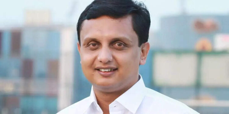 pwd-ജീവനക്കാർ-മന്ത്രിക്ക്-നേരിട്ട്-പരാതി-നൽകരുതെന്ന-വിവാദ-ഉത്തരവ്-റദ്ദാക്കി