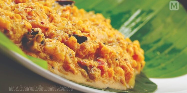 വാഴപ്പിണ്ടി-ചില്ലറക്കാരനല്ല,-പോഷകങ്ങളാൽ-സമ്പന്നം-;-രുചിയൂറും-പച്ചടി-തയ്യാറാക്കാം