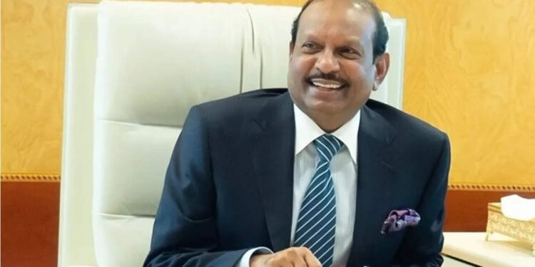 ‘വിഷമിക്കണ്ട,-ജപ്തി-ചെയ്യൂല്ലട്ടോ’,-യൂസഫലി-വാക്കു-പാലിച്ചു,-മുഴുവൻ-പണവും-ബാങ്കിലടച്ചു;-ആമിനയ്ക്ക്-രസീത്-കൈമാറി