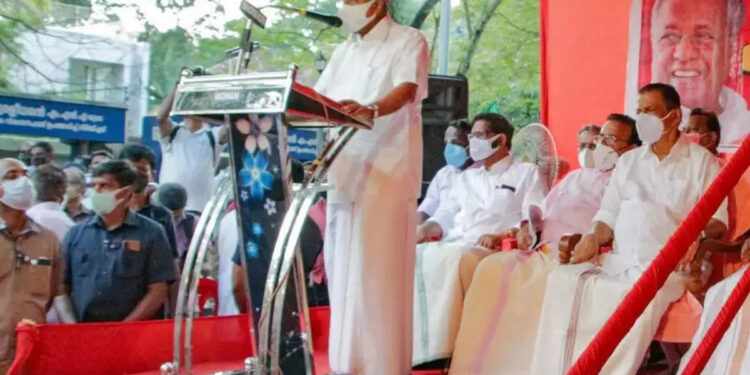 ലീഗ്-മതസംഘടനയോ-രാഷ്ട്രീയ-സംഘടനയോ?-രൂക്ഷവിമര്ശനവുമായി-മുഖ്യമന്ത്രി