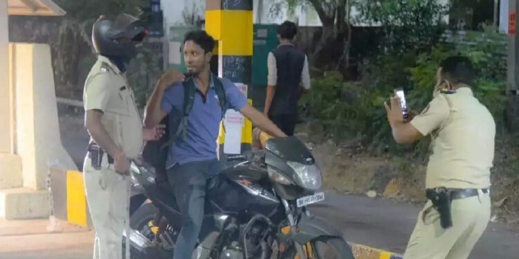 ഹോൺ-മുഴക്കി-കുടുങ്ങി;-പിഴയായി-ലഭിച്ചത്-74,000-രൂപ,-പിടികൂടിയത്-70-വാഹനങ്ങൾ