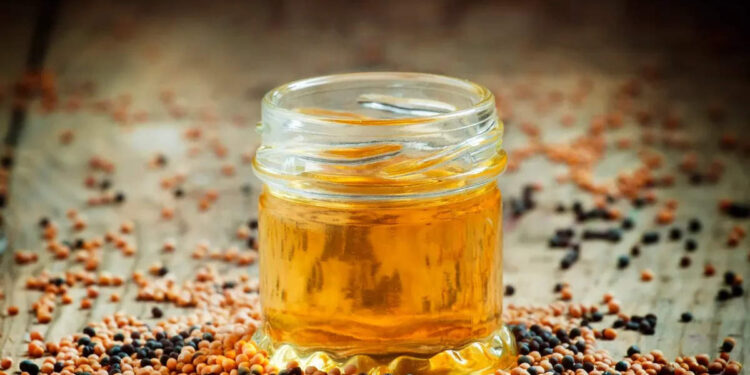 mustard-oil-:-ചില്ലറ-ഗുണങ്ങളല്ല-കടുകെണ്ണ-നൽകുന്നത്;-ഭാരം-കുറയ്ക്കാൻ-സഹായിക്കുമെന്നറിയാമോ?