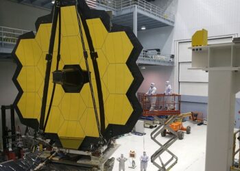 ഹബ്ബിളിന്റെ-പിന്‍ഗാമി-‘ജെയിംസ്-വെബ്ബ്-ദൂരദര്‍ശിനി’-ക്രിസ്തുമസ്-രാത്രിയിൽ-വിക്ഷേപിക്കും